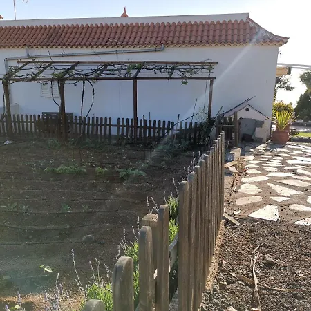 Casa Rural En Taucho * アデヘ